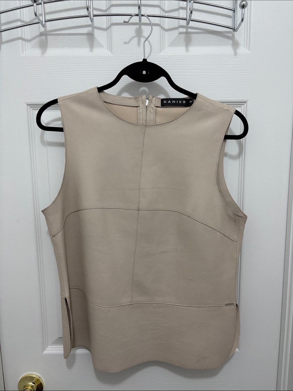 Danier Sleeveless Leather Shell in Beige Women's small